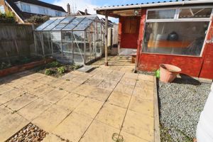 MALTINGS ROAD- click for photo gallery